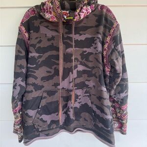 Johnny Was Camo Embroidered Pullover Hoodie Sweatshirt L